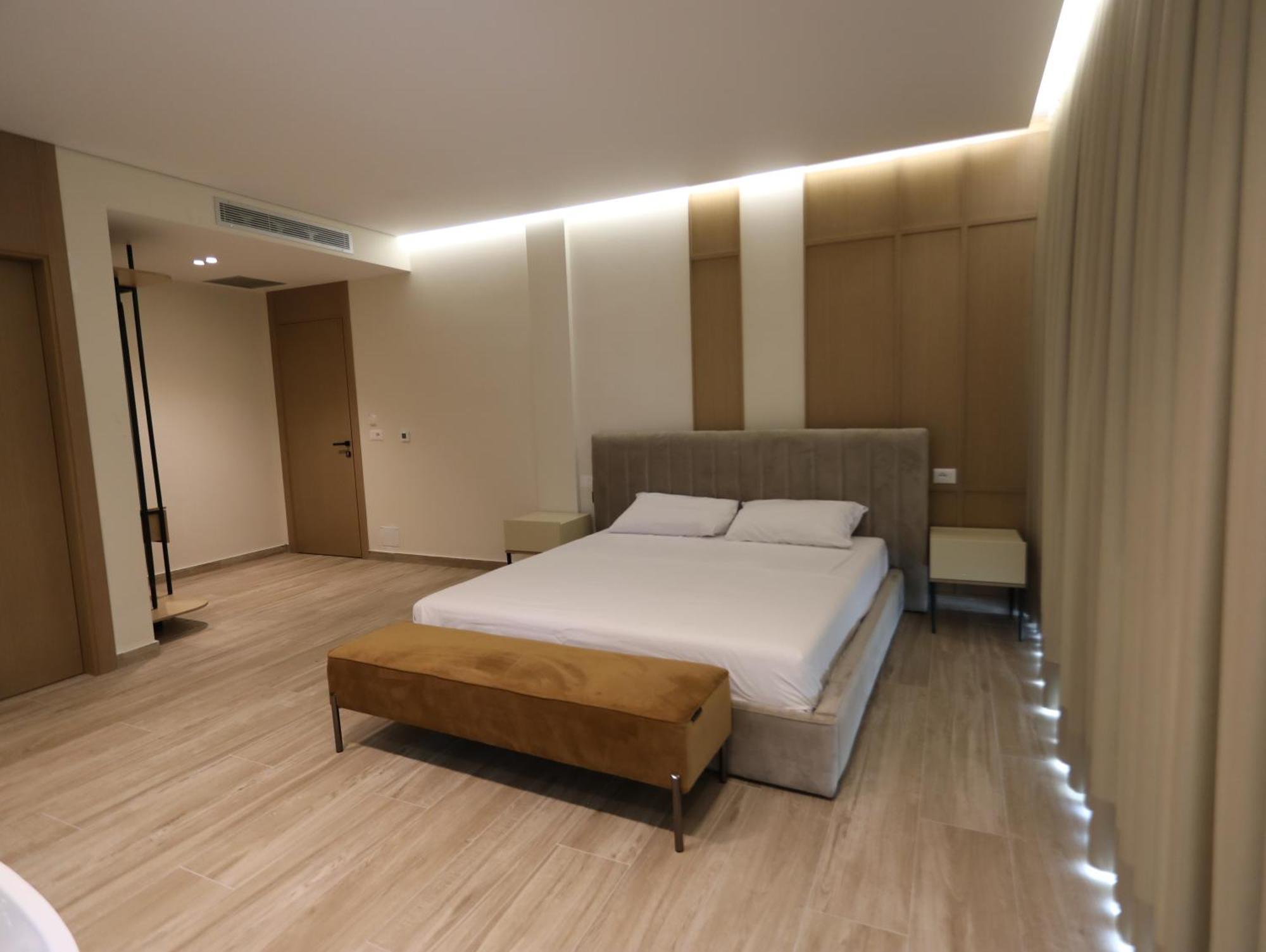 Hotel Avenue 4*