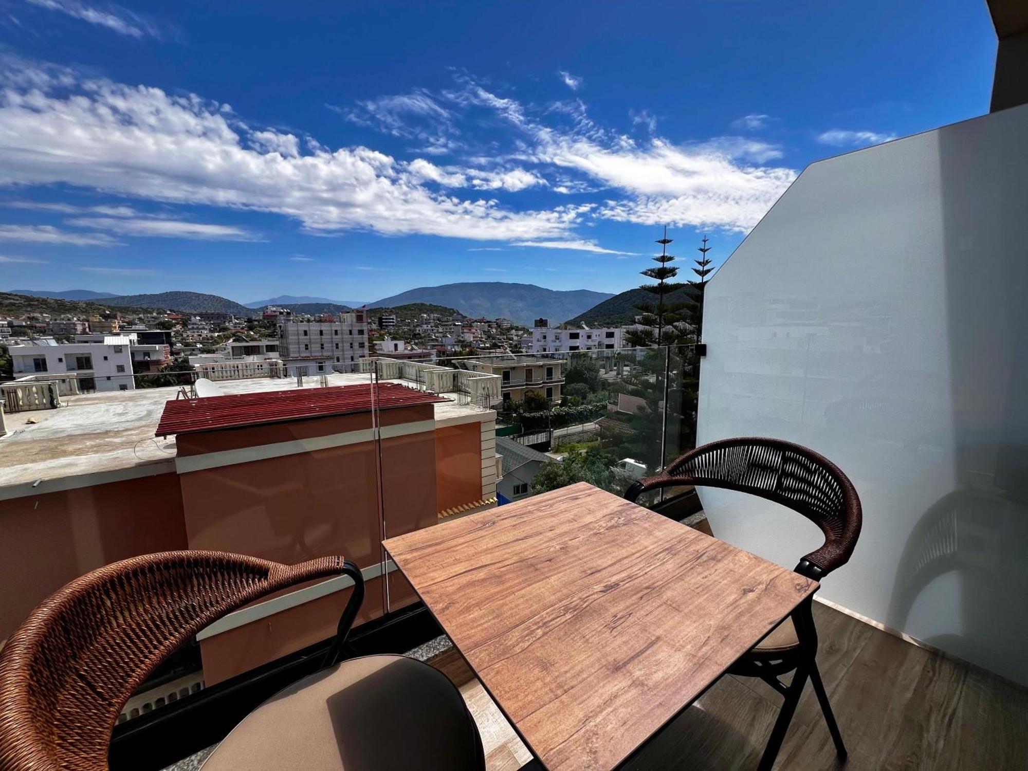 Avenue Hotel 4*